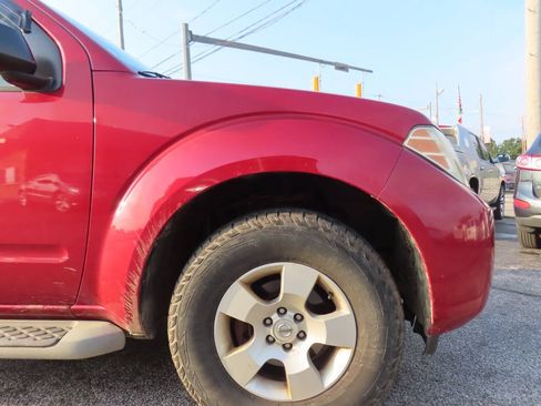 Used 2011 Nissan Pathfinder S AWD/4WD image 20
