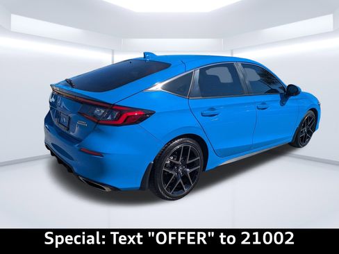 Used 2024 Honda Civic Sport Touring image 2