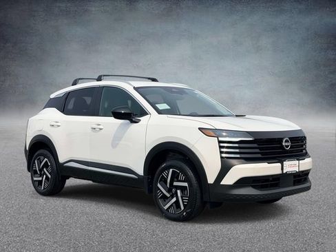 New 2026 Nissan Kicks SV w/ Cold Weather Package FWD image 1