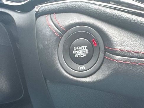 Used 2025 Dodge Durango GT AWD/4WD image 40