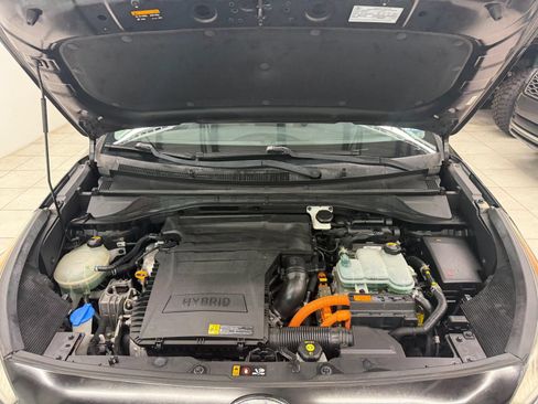 Used 2017 Kia Niro Touring FWD image 35