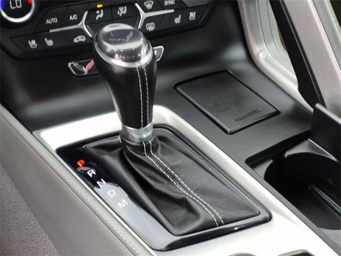 Used 2017 Chevrolet Corvette Stingray Coupe image 11