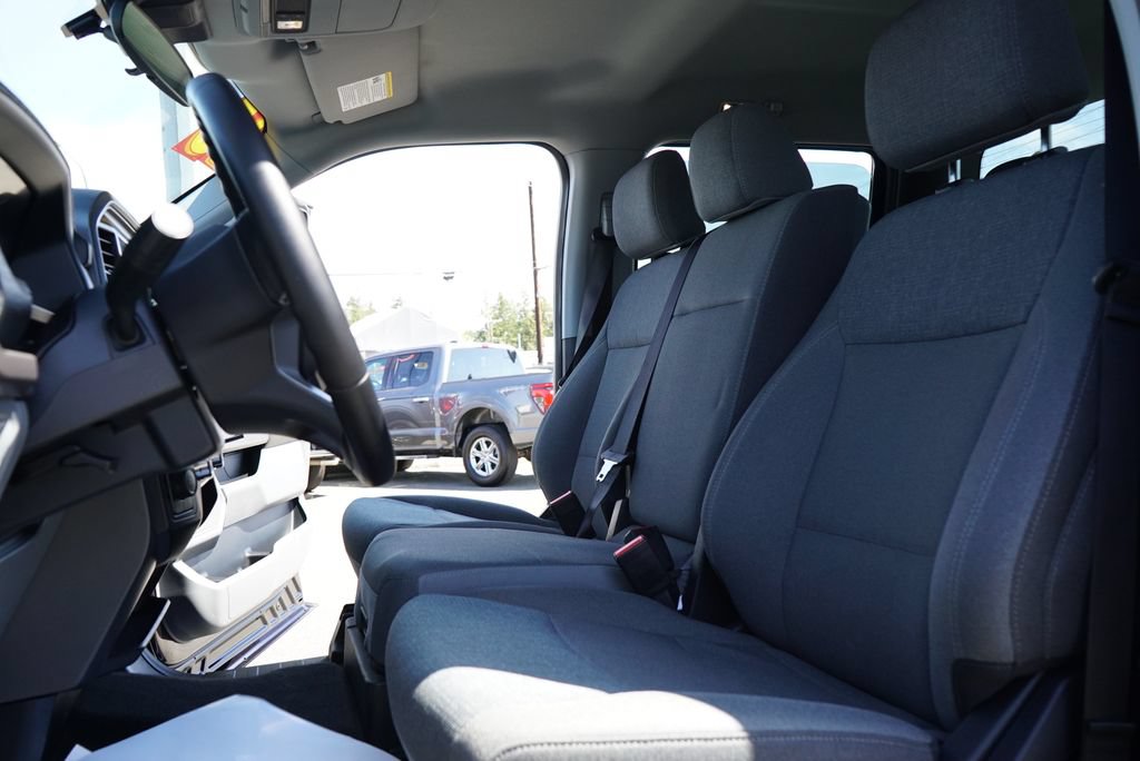 Used 2025 Ford F150 XLT w/ Equipment Group 301A Standard AWD/4WD image 18