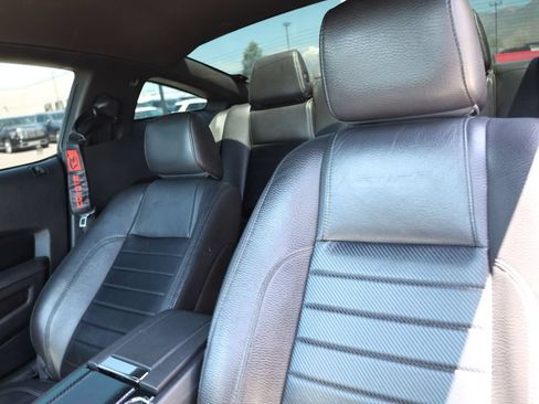 Used 2012 Ford Mustang GT RWD image 16