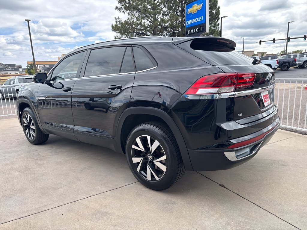 Used 2020 Volkswagen Atlas Cross Sport SE AWD/4WD image 3