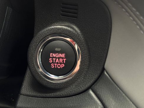 Used 2022 Subaru Outback Premium image 20