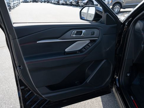 New 2026 Ford Explorer ST w/ Sun And Sound Package image 31