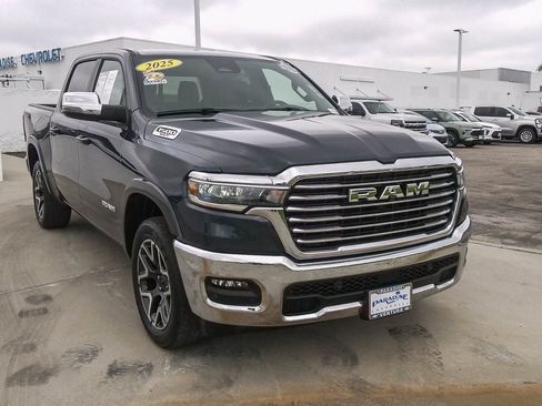 Used 2025 RAM 1500 Laramie image 3