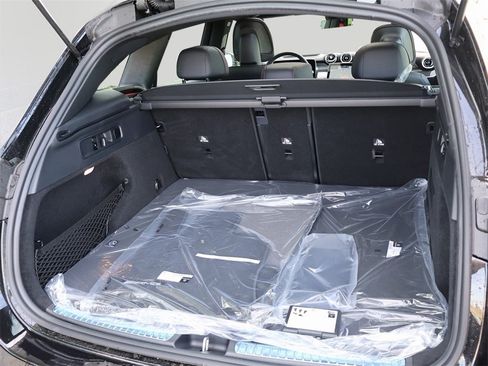 New 2025 Mercedes-Benz GLC 43 AMG 4MATIC image 18