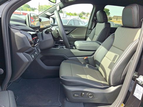 New 2026 Chevrolet Silverado EV Trail Boss image 6