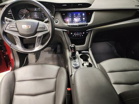 Used 2020 Cadillac XT5 Luxury image 32