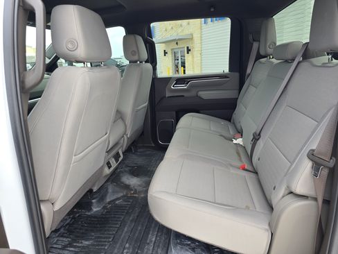 Used 2025 GMC Sierra 3500 SLE w/ SLE Convenience Package AWD/4WD image 9