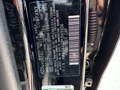 Used 2023 Hyundai Elantra SEL w/ Convenience Package FWD image 27