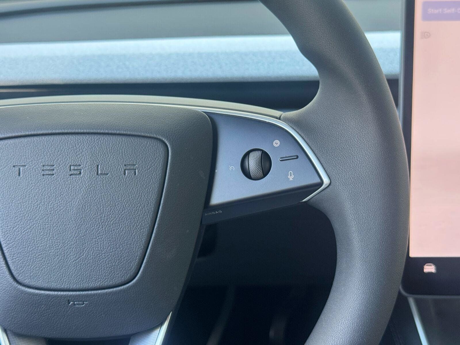 Used 2026 Tesla Model Y Long Range AWD/4WD image 20