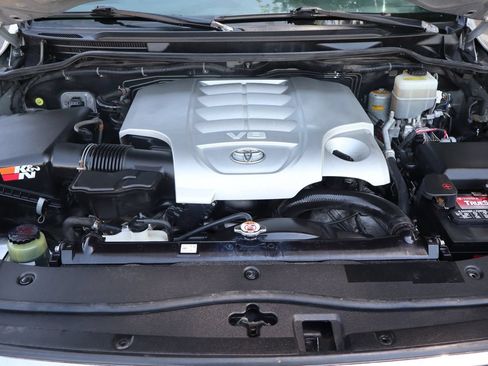 Used 2008 Toyota Land Cruiser AWD/4WD image 49