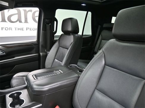 Used 2023 Chevrolet Tahoe LT w/ Luxury Package image 16