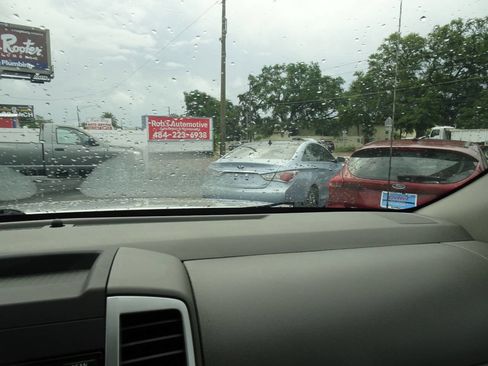 Used 2015 Nissan Frontier SV w/ SV Value Truck Package image 36