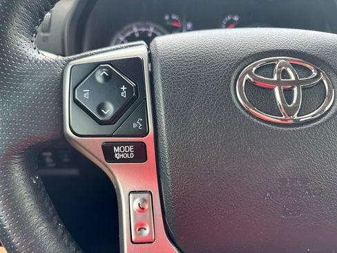 Used 2024 Toyota 4Runner Limited AWD/4WD image 10