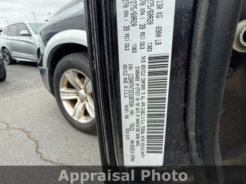Used 2014 RAM 1500 Laramie w/ Convenience Group AWD/4WD image 14