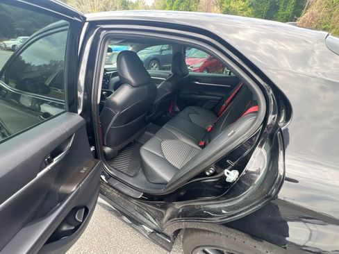Used 2022 Toyota Camry TRD w/ TRD Package w/JBL Audio FWD image 9