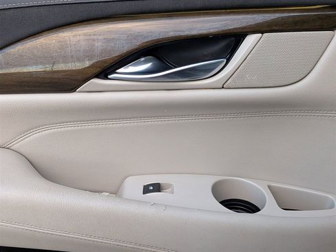 Used 2020 Cadillac Escalade ESV Luxury image 28