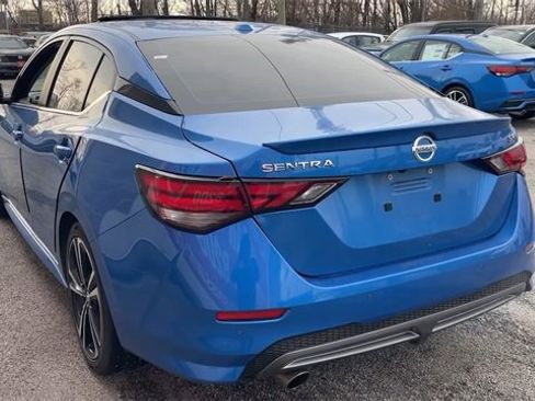 Used 2023 Nissan Sentra SR w/ SR Premium Package image 5