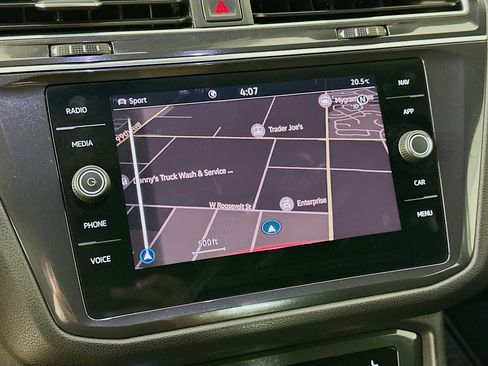 Used 2022 Volkswagen Tiguan SEL R-Line image 22