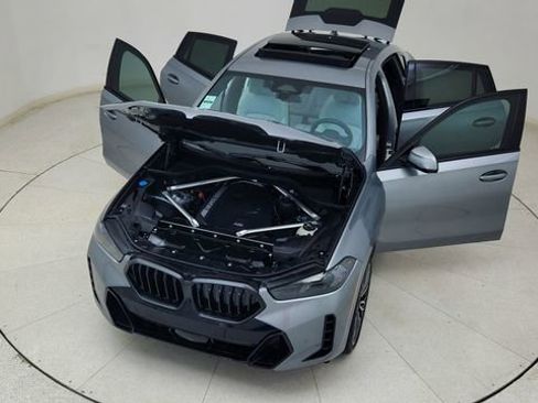 Used 2026 BMW X6 xDrive40i w/ Climate Comfort Package image 89