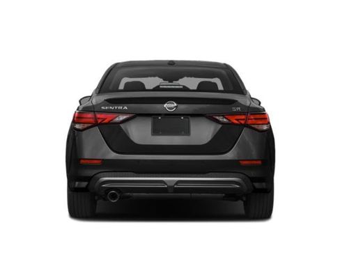 Used 2022 Nissan Sentra SR w/ SR Premium Package image 9