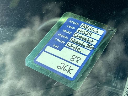 Used 2024 Chevrolet Silverado 2500 Custom w/ Custom Value Package image 25