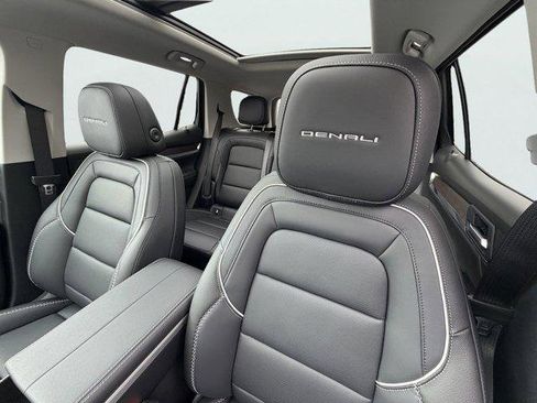 Used 2026 GMC Terrain Denali AWD/4WD image 25