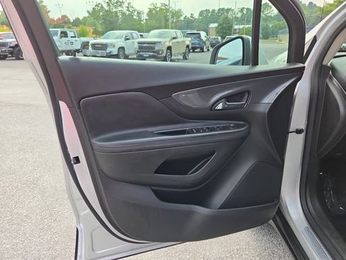 Certified 2022 Buick Encore Preferred w/ Safety Package AWD/4WD image 11