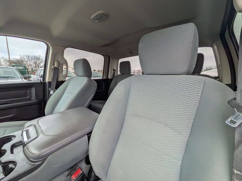 Used 2016 RAM 2500 Tradesman w/ Chrome Appearance Group image 13