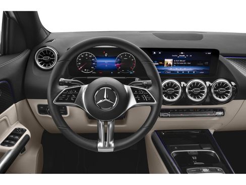 New 2026 Mercedes-Benz GLA 250 4MATIC image 40