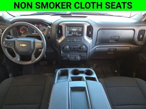 Used 2022 Chevrolet Silverado 2500 Custom w/ Custom Value Package AWD/4WD image 2