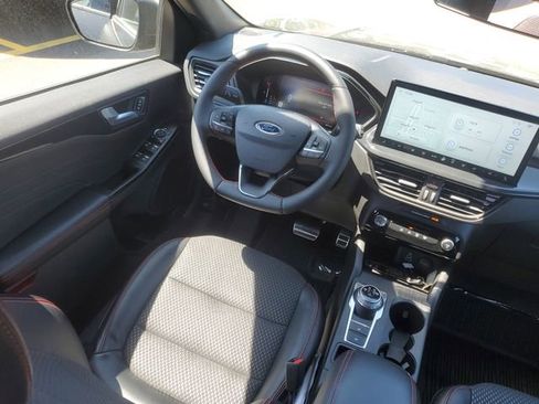 Certified 2024 Ford Escape ST-Line w/ Tech Pack #1 AWD/4WD image 33