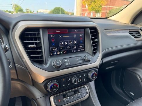 Used 2023 GMC Acadia Denali AWD/4WD image 17