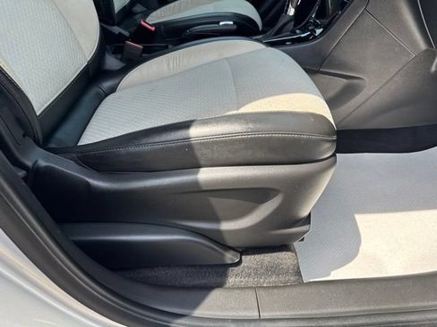 Used 2017 Buick Encore Preferred FWD image 28