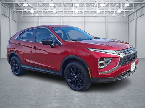 Used 2023 Mitsubishi Eclipse Cross LE image 7