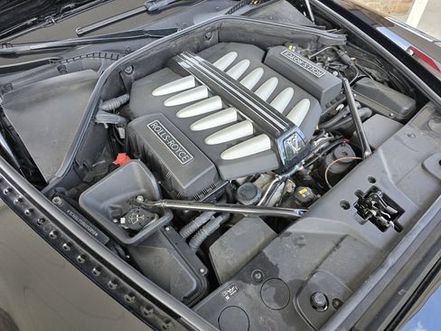 Used 2016 Rolls-Royce Ghost RWD image 35