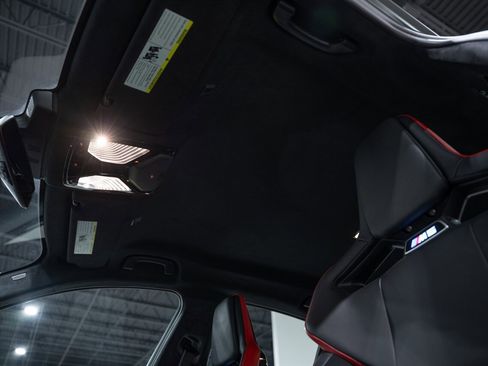 Used 2022 BMW M5 CS image 21