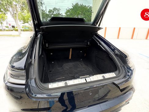 Used 2023 Porsche Panamera 4 Platinum Edition AWD/4WD image 7