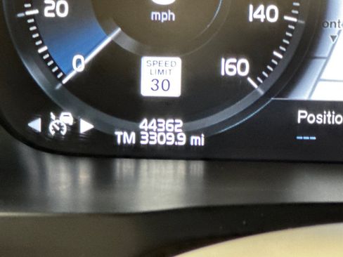 Used 2022 Volvo XC90 T8 Inscription w/ Advanced Package AWD/4WD image 29