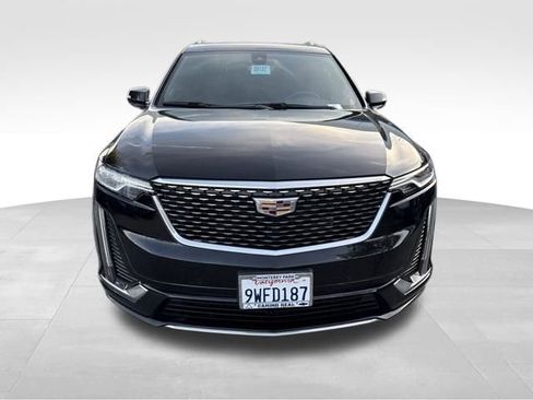 Used 2022 Cadillac XT6 Premium Luxury image 8