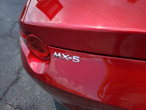 Used 2023 MAZDA MX-5 Miata Grand Touring RWD image 7