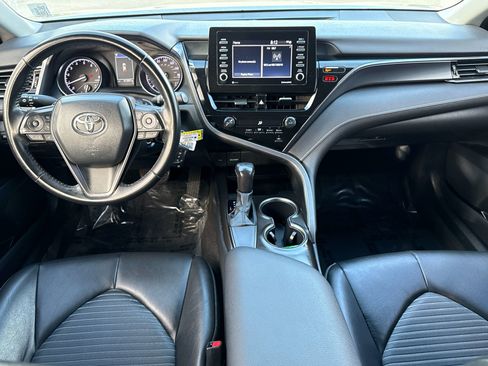 Used 2021 Toyota Camry SE FWD image 14