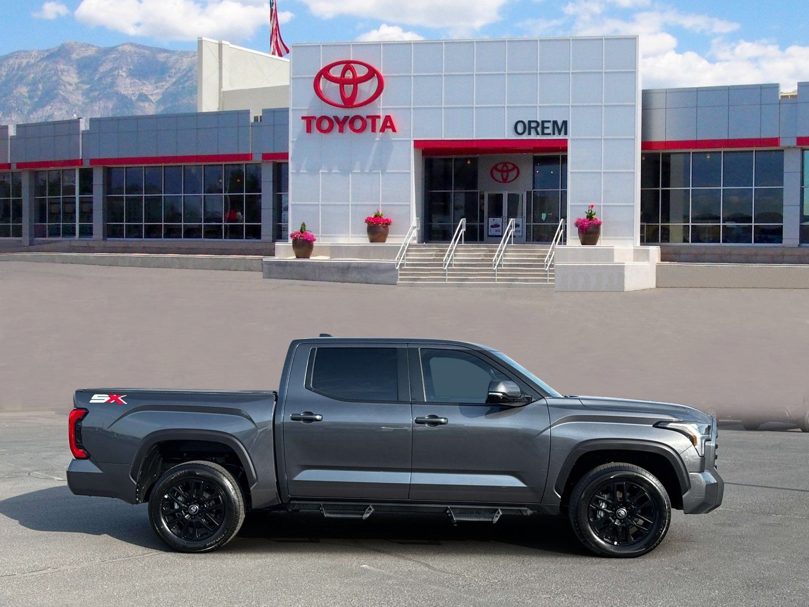Used 2026 Toyota Tundra SR5 w/ SX Package AWD/4WD image 3