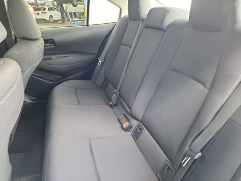 Used 2025 Toyota Corolla LE FWD image 40