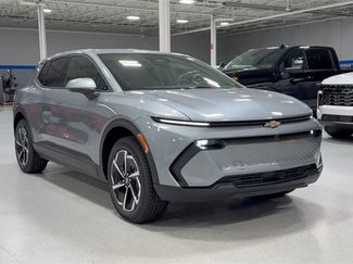 New 2026 Chevrolet Equinox EV LT video 2