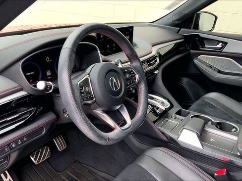 Used 2022 Acura MDX A-Spec image 3